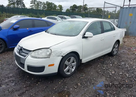 2008 Volkswagen Jetta Se/Sel из США, поврежденный, VIN 3VWRZ71K18M037652